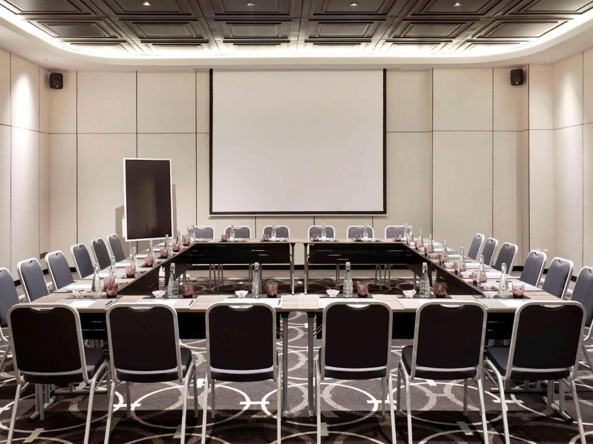 Movenpick Surabaya